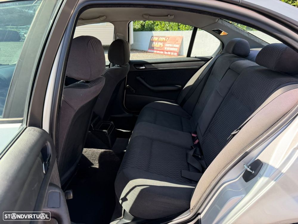 BMW 320 d - 9