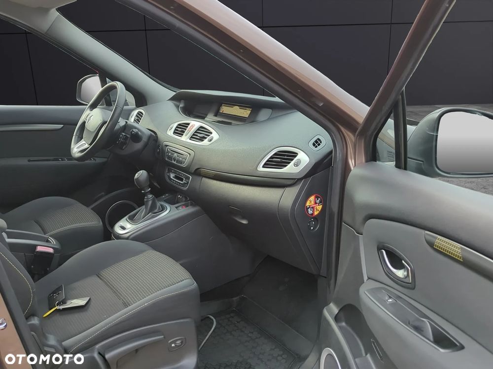 Renault Scenic TCe 130 Dynamique - 15