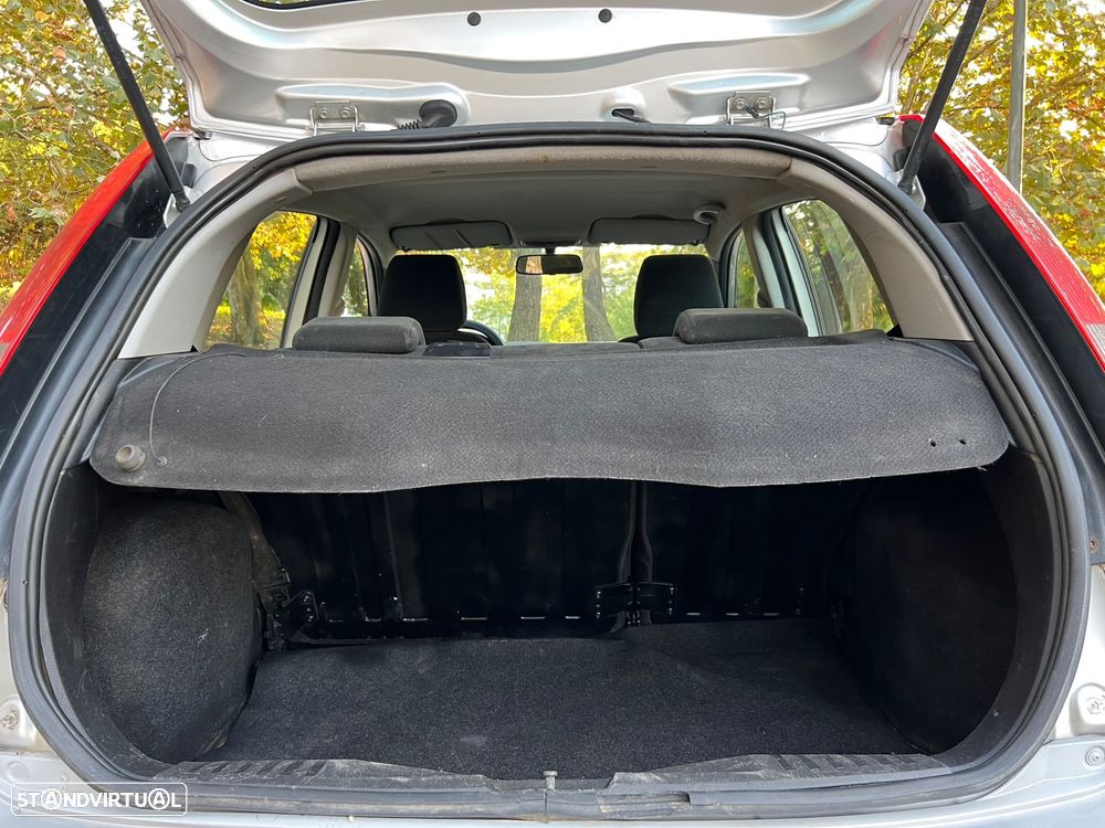 Ford Fiesta 1.4 TDCI Ghia - 9