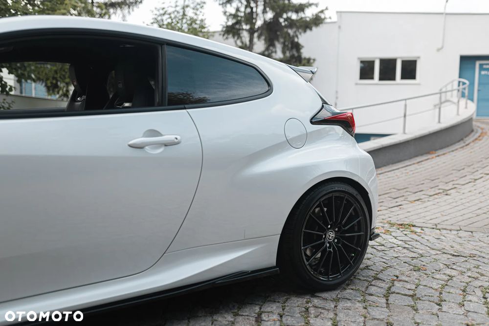 Toyota GR Yaris - 4