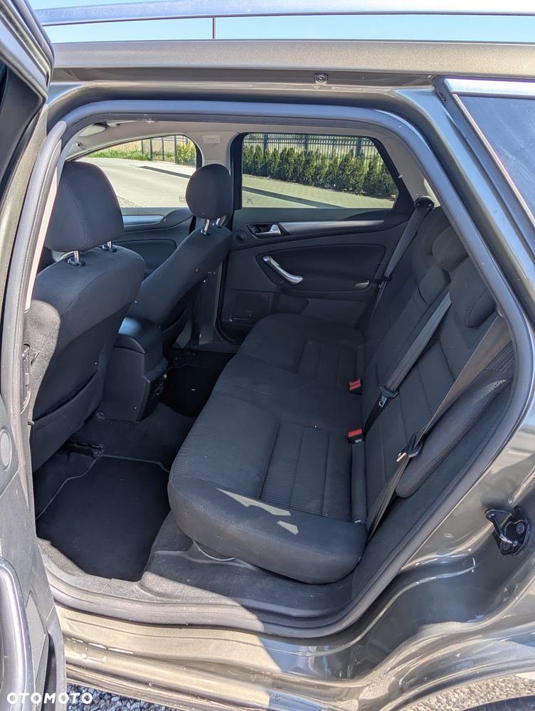 Ford Mondeo 2.0 TDCi Titanium - 18