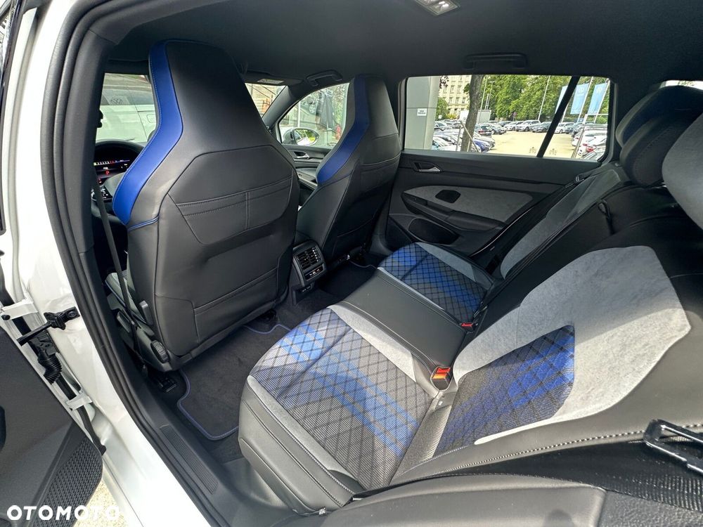 Volkswagen Golf Variant 2.0 TSI 4Motion R - 25