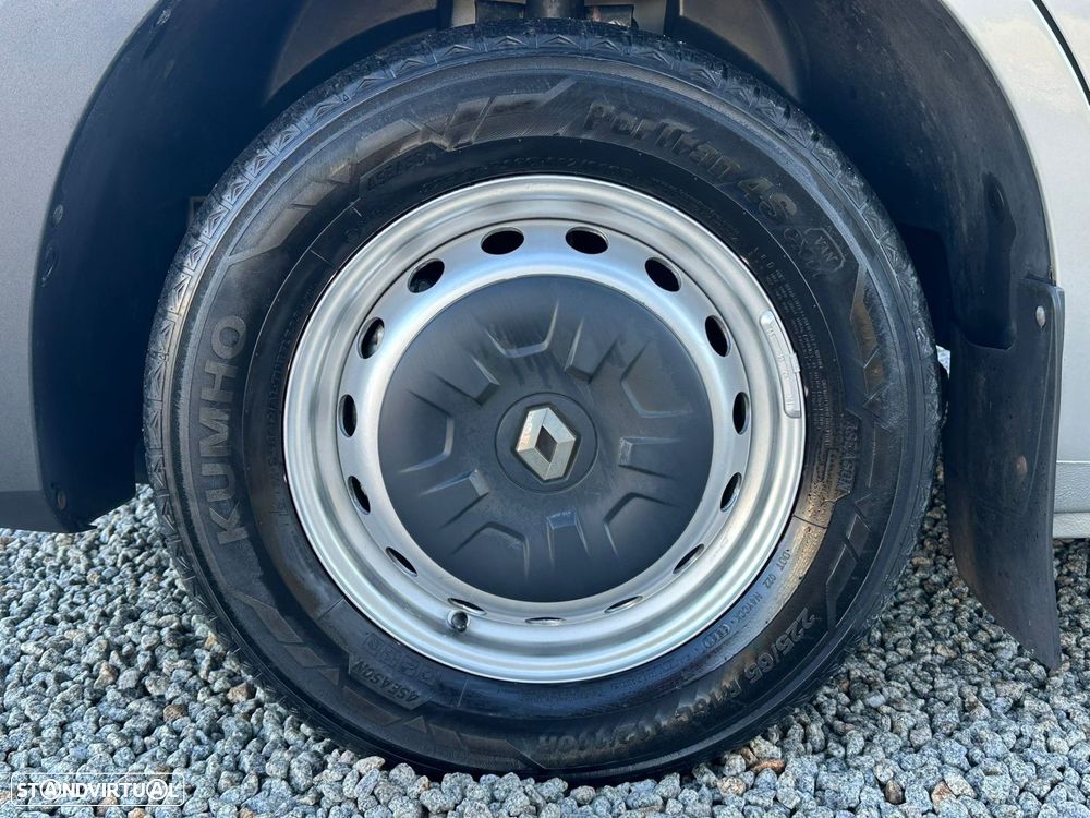 Renault Master Outro - 8