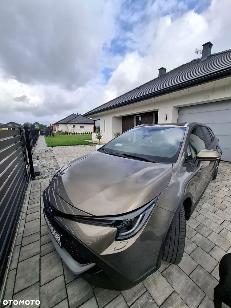 Toyota Corolla 2.0 Hybrid Trek - 2
