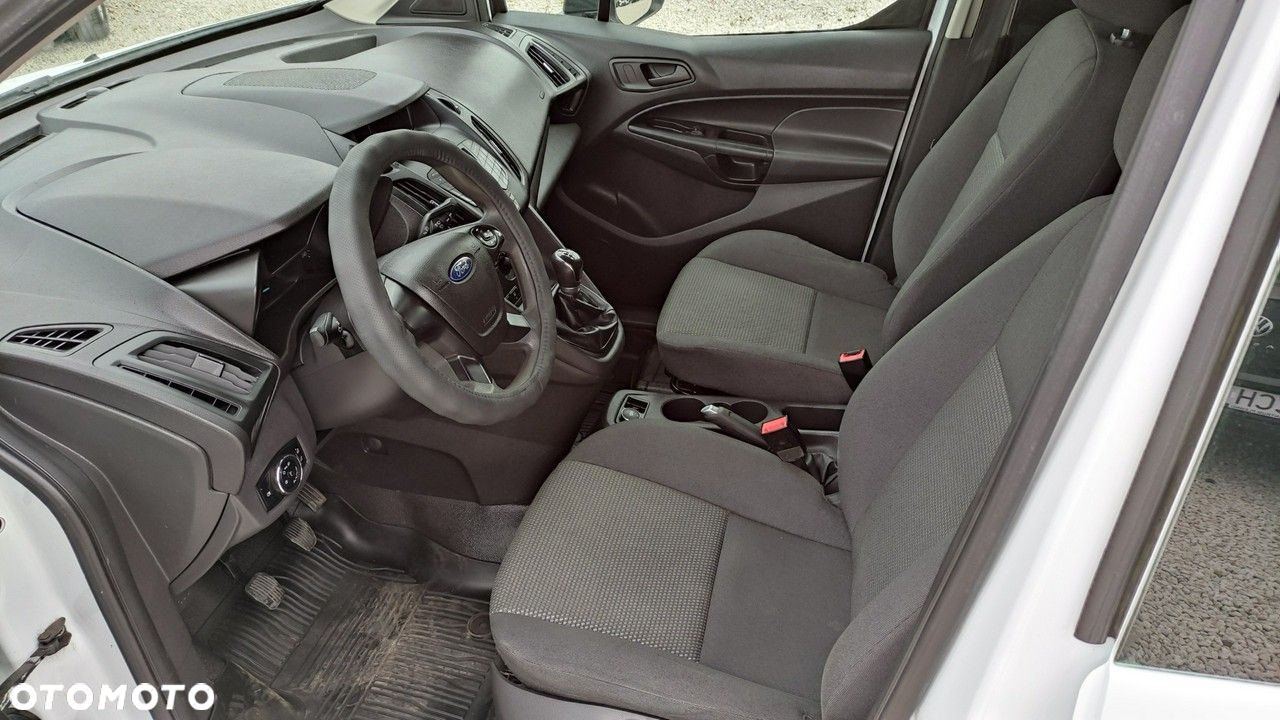 Ford Transit Connect - 28