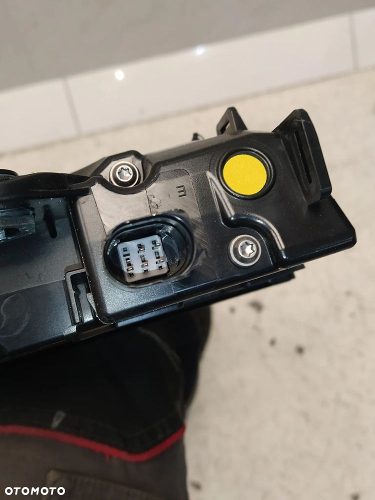 PORSCHE TAYCAN 9J 9JA BLENDA LAMPA TYŁ TYLNA EU ECE EXCL SCHWARZ ORYGINAŁ - 14