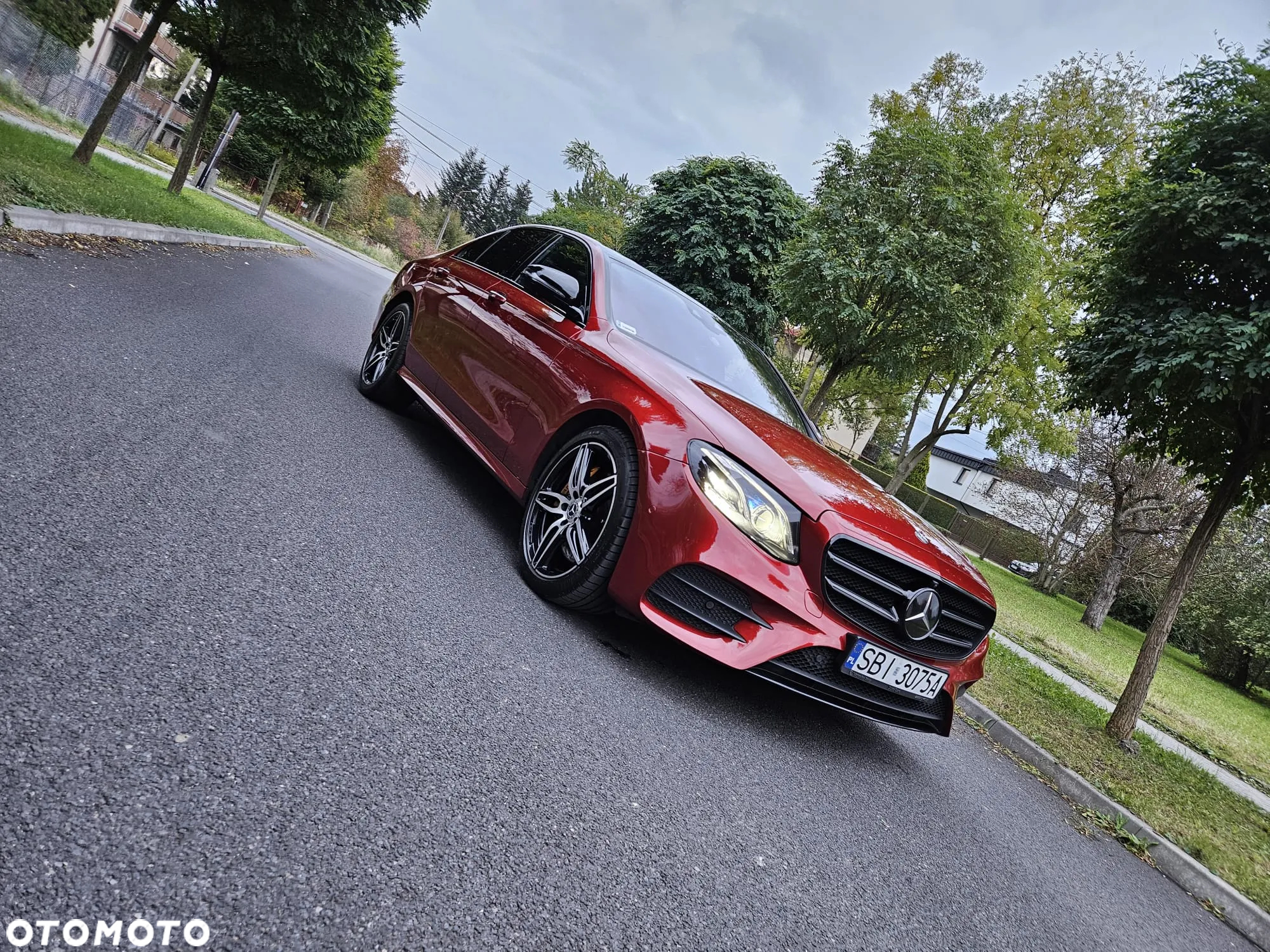 Mercedes-Benz Klasa E 400 d 4-Matic 9G-TRONIC - 2