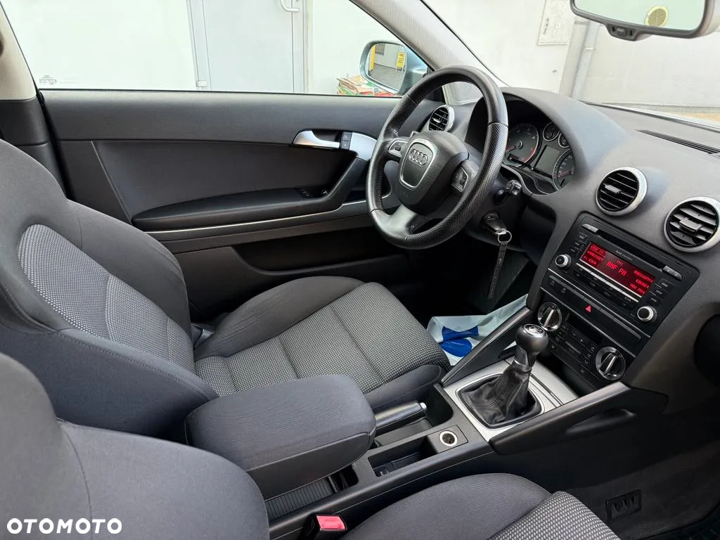 Audi A3 2.0 TDI DPF Quattro Attraction - 11