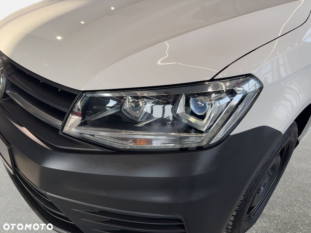Volkswagen Caddy - 10
