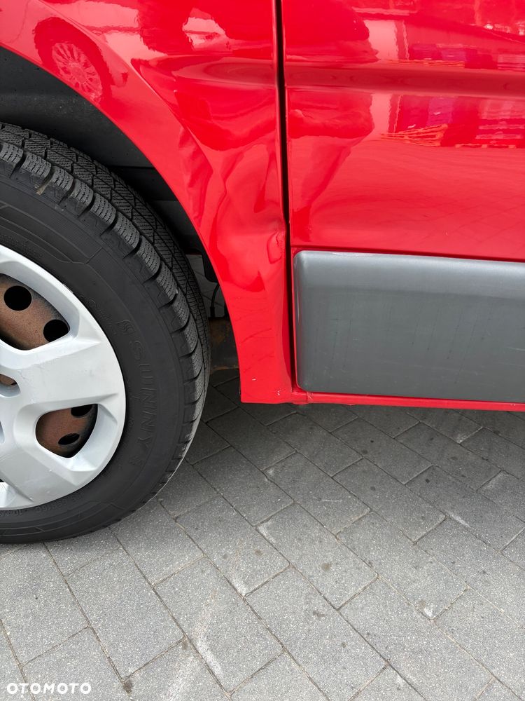 Opel Vivaro L1H1 2.7t - 15