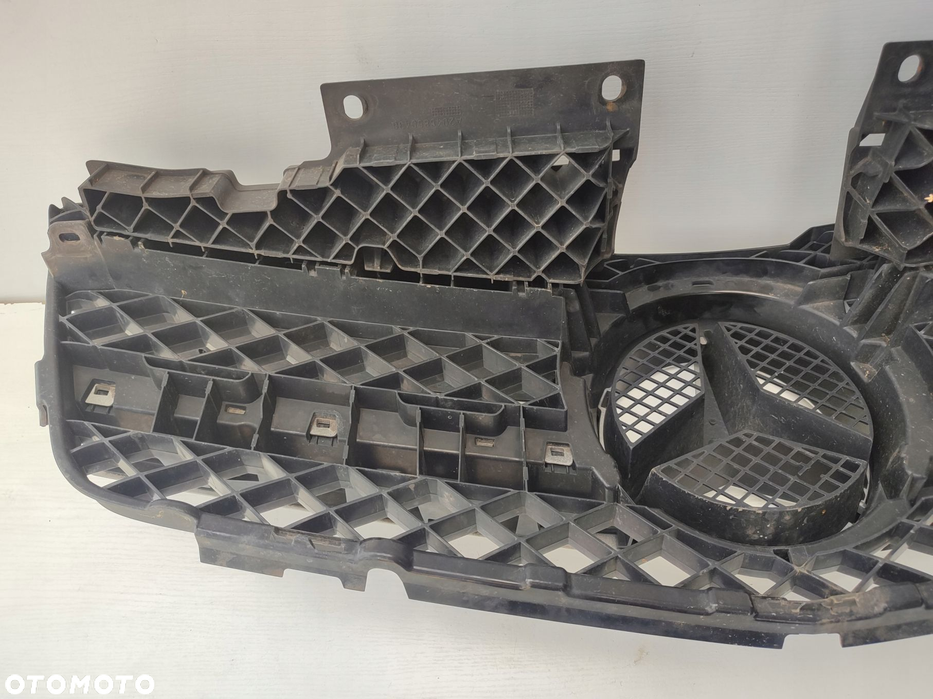 Grill atrapa chłodnicy MERCEDES GLK X204 ORYGINAŁ A2048800883 08-12 - 13