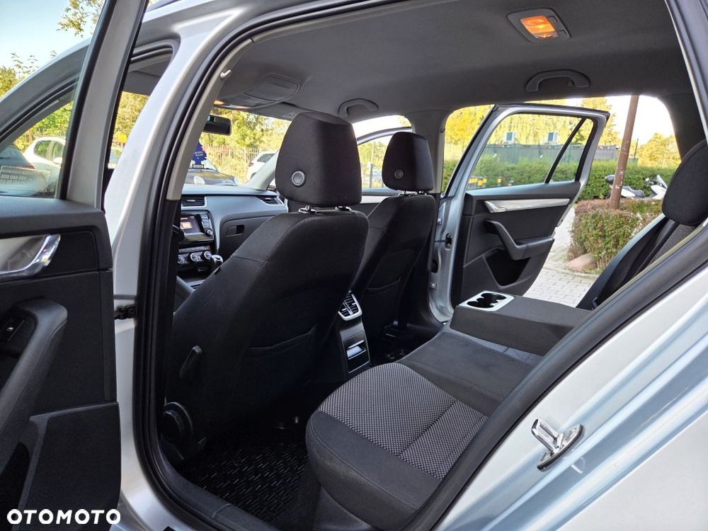 Skoda Octavia 2.0 TDI Elegance - 34