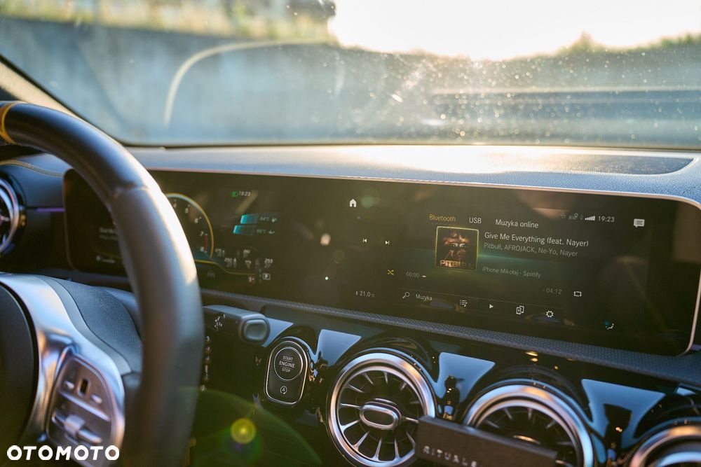 Mercedes-Benz CLA AMG 45 S 4-Matic 8G-DCT - 26