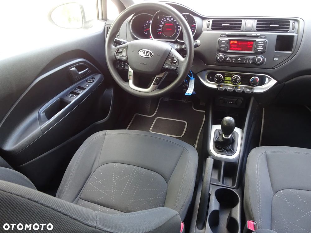Kia Rio 1.1 crdi L - 27