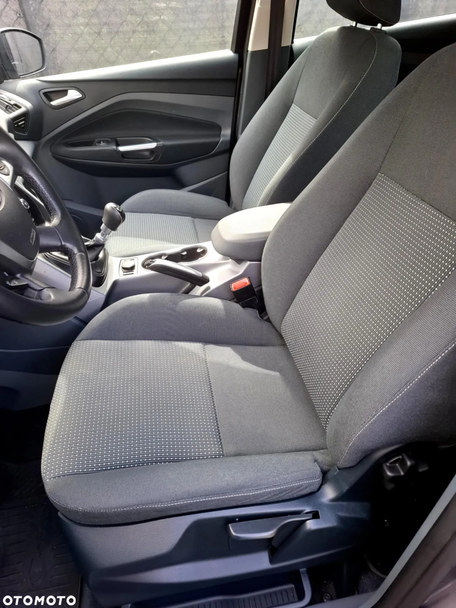 Ford C-MAX 1.6 TDCi Edition - 11