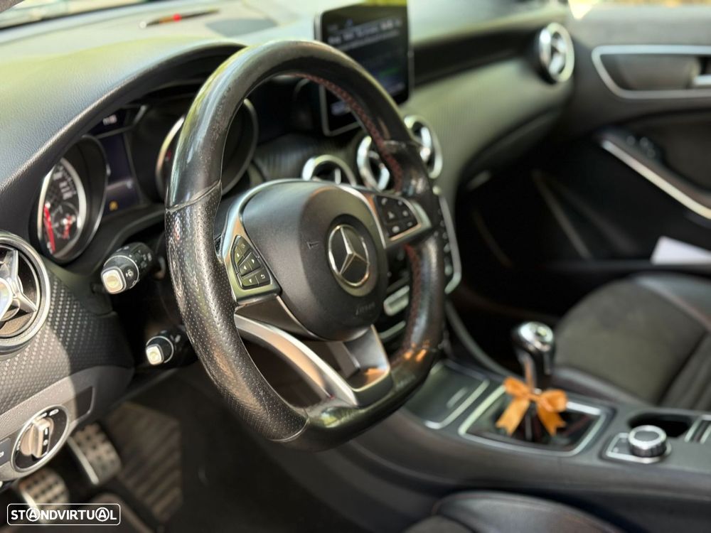 Mercedes-Benz A 180 d AMG Line - 14