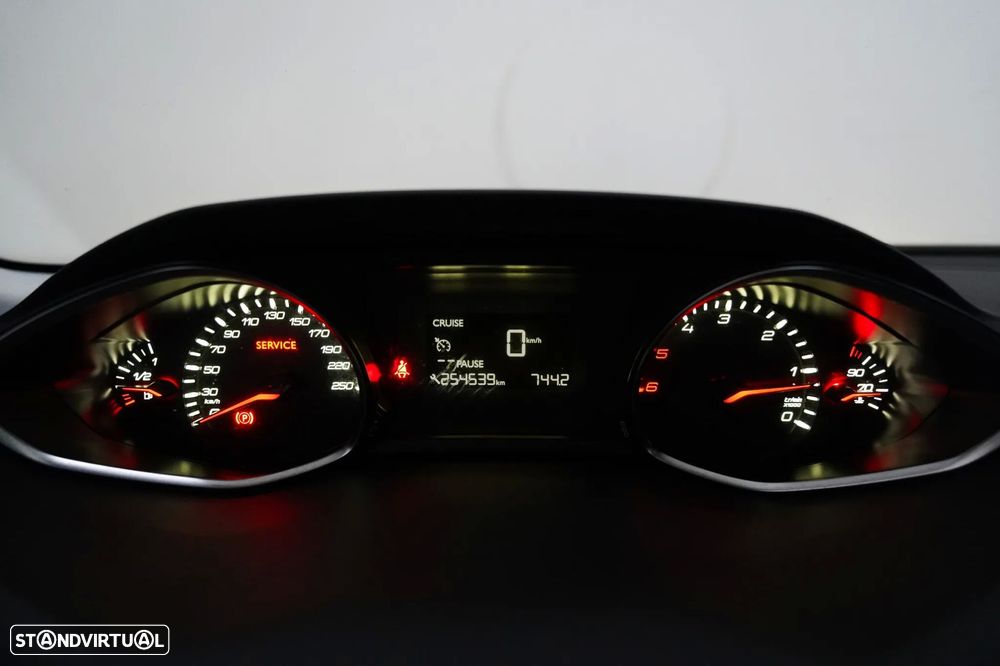 Peugeot 308 SW 1.6 BlueHDi Active - 11