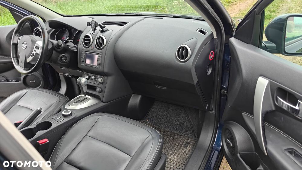 Nissan Qashqai 2.0 dCi 4x4 Tekna Premium - 9