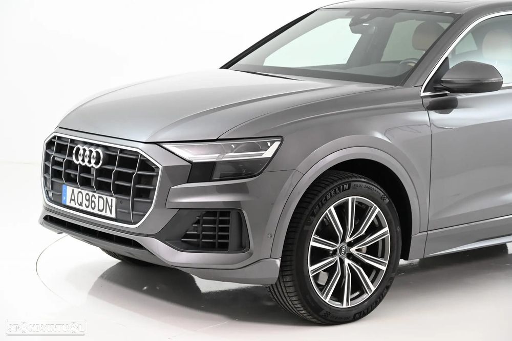 Audi Q8 55 TFSIe quattro Tiptronic - 18