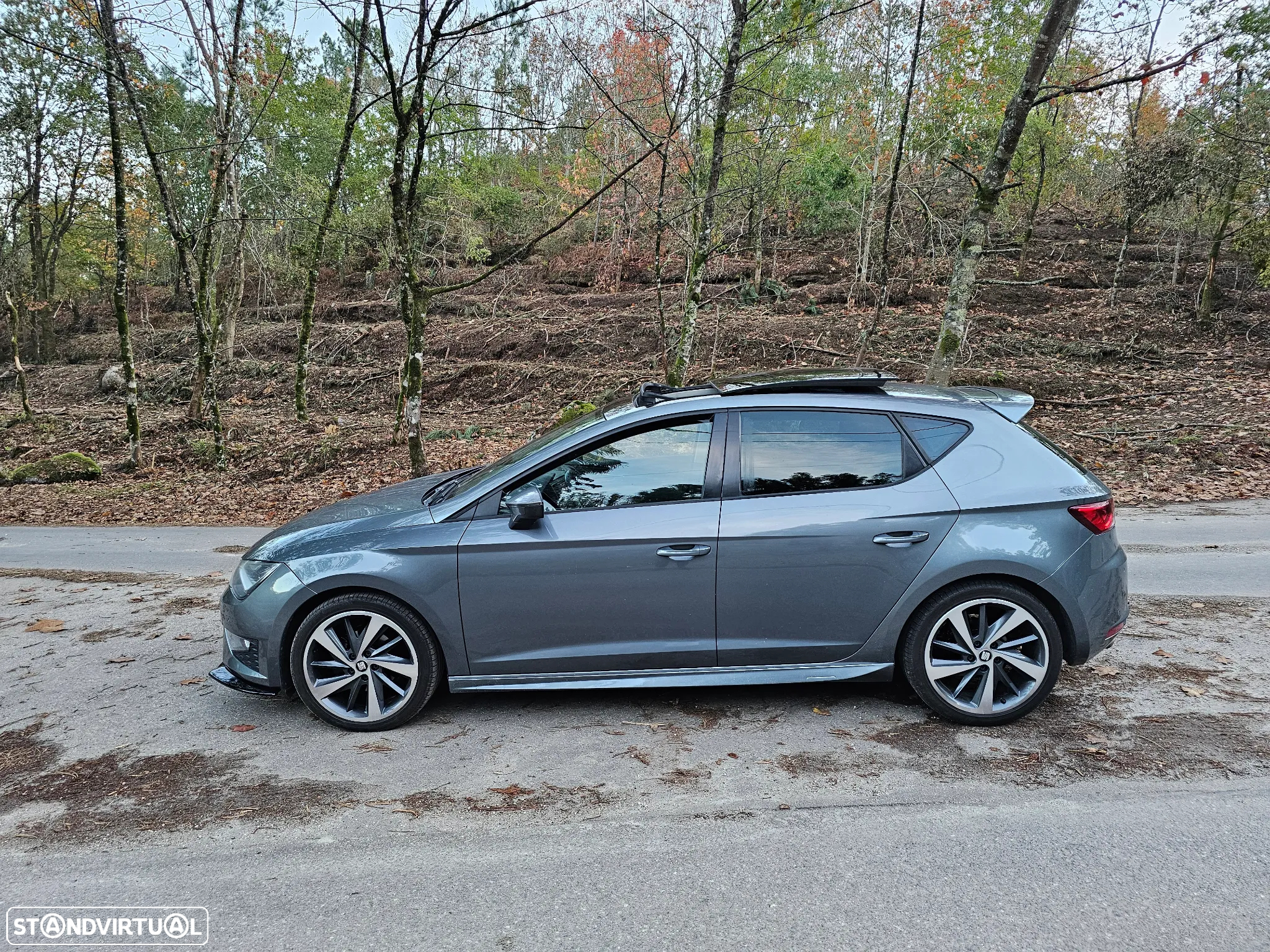 SEAT Leon 2.0 TDI DPF FR - 11