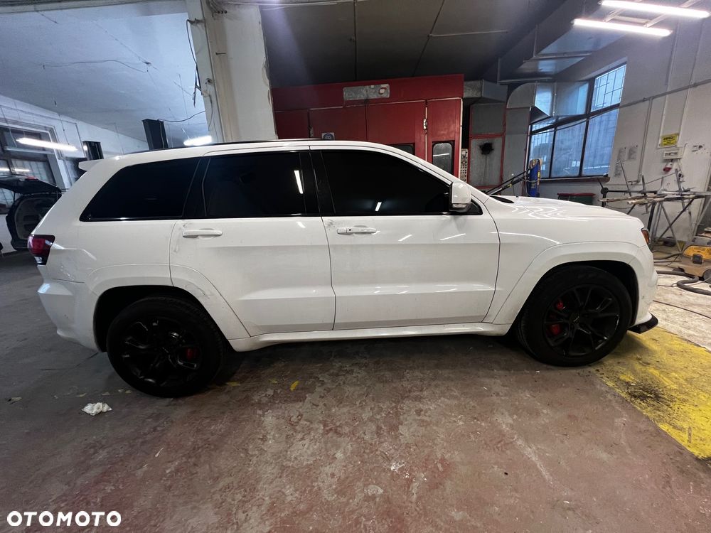 Jeep Grand Cherokee 6.4 V8 SRT8 - 27