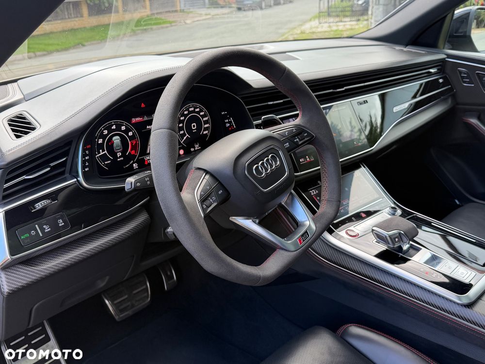 Audi RS Q8 - 12