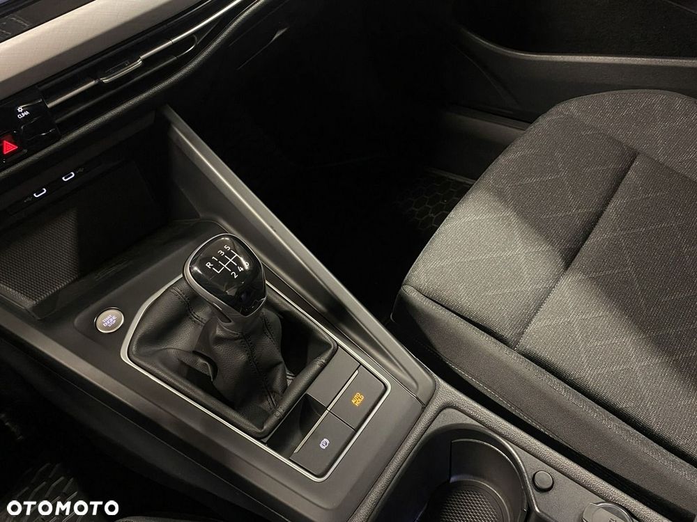 Volkswagen Golf - 30