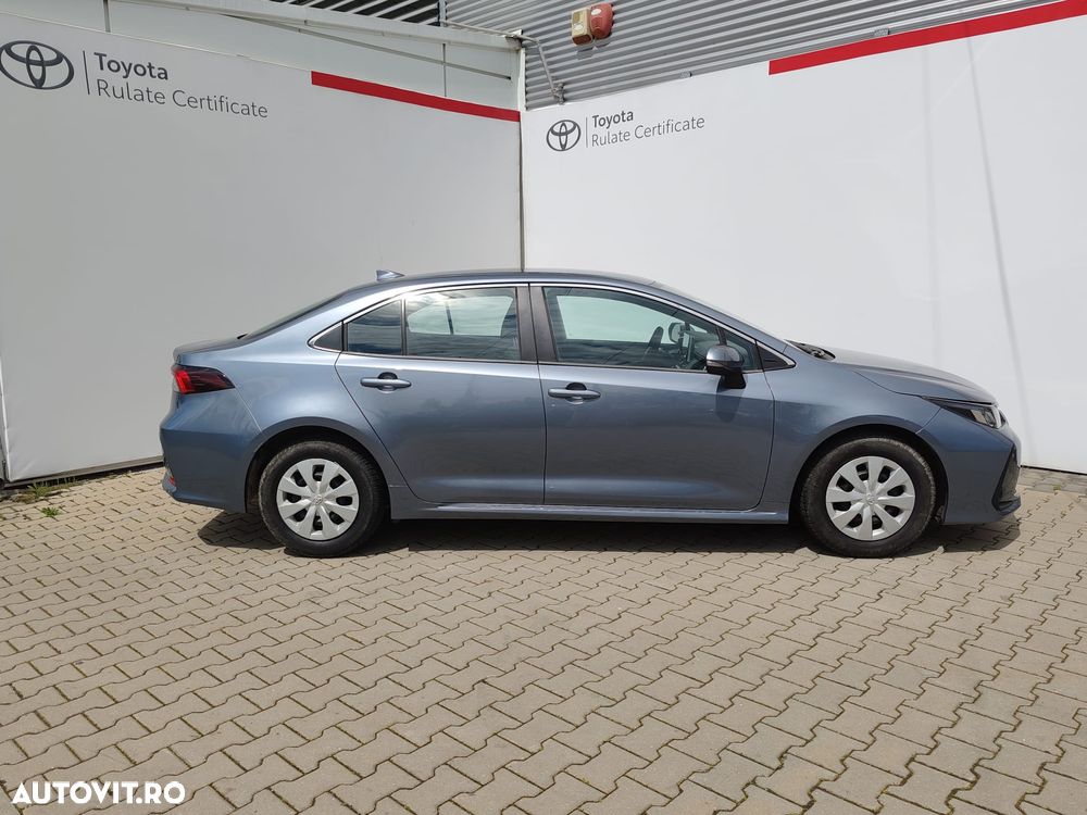 Toyota Corolla 1.8 HSD Business - 3