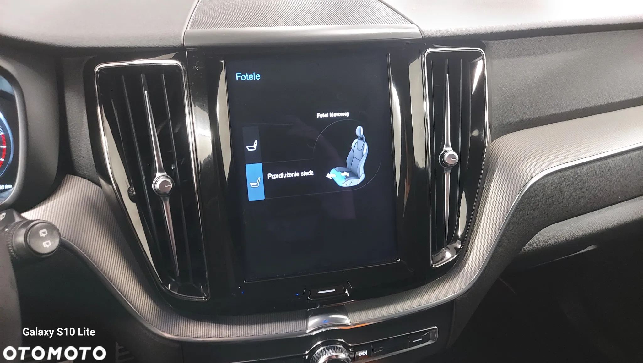 Volvo XC 60 B4 B Geartronic RDesign - 28