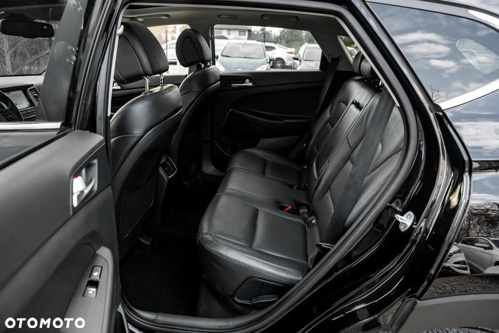 Hyundai Tucson 2.0 CRDI 4WD Automatik Premium - 20