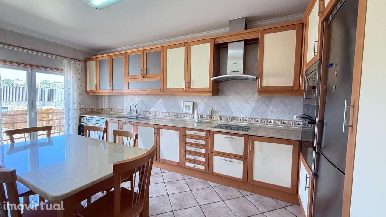 Moradia T4 para Arrendamento na Venda do Pinheiro | Próxima da A21 | E - Grande imagem: 5/47