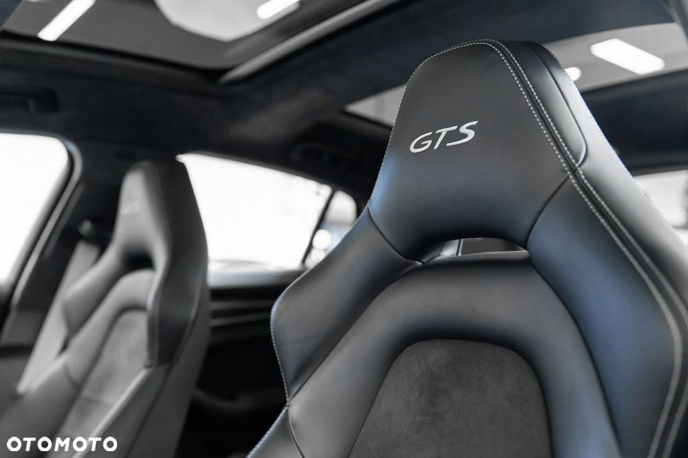 Porsche Panamera - 33