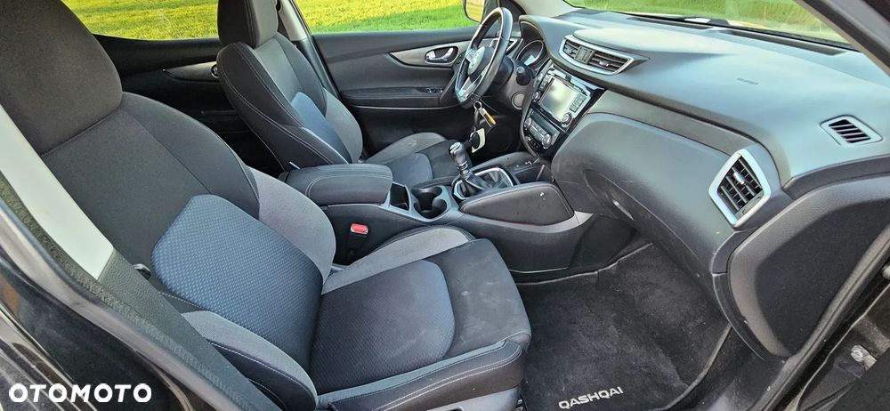 Nissan Qashqai - 12