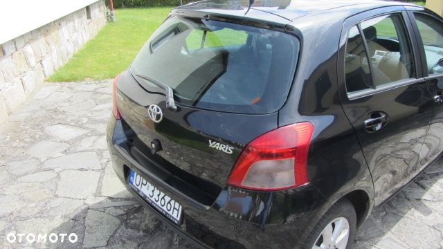Toyota Yaris 1.3 Luna A/C - 3