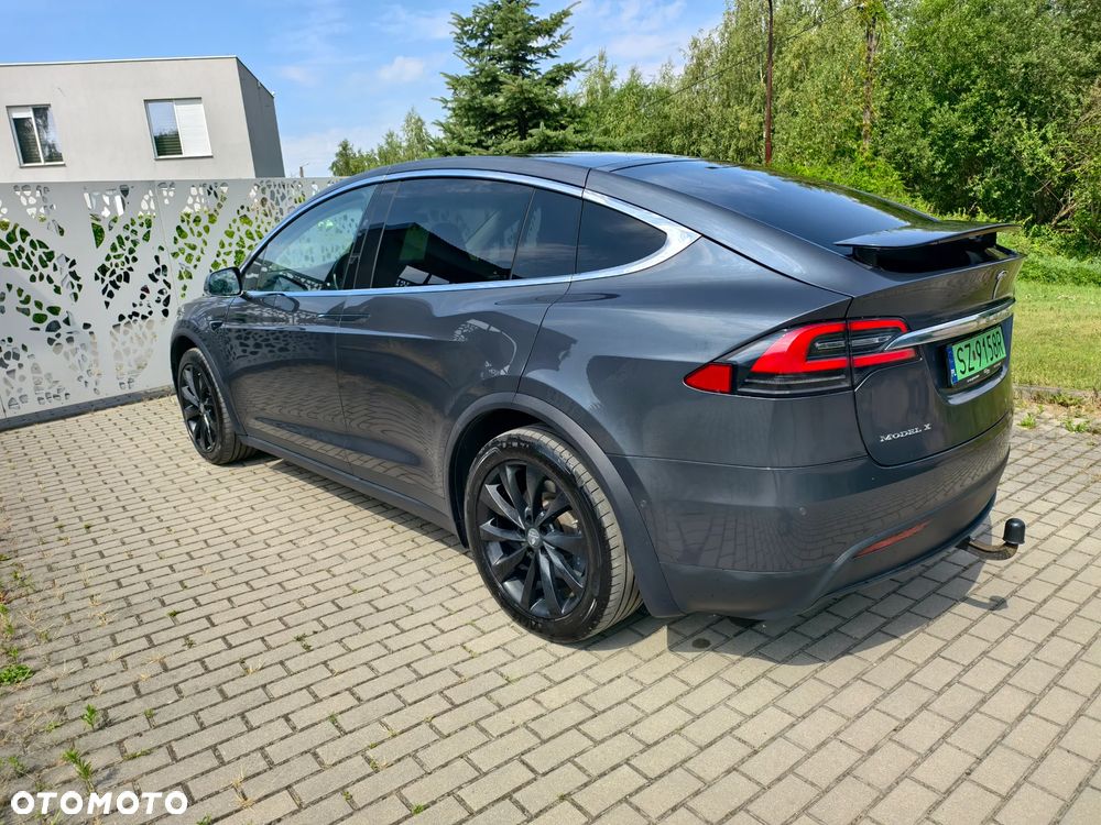 Tesla Model X Long Range Plus - 4