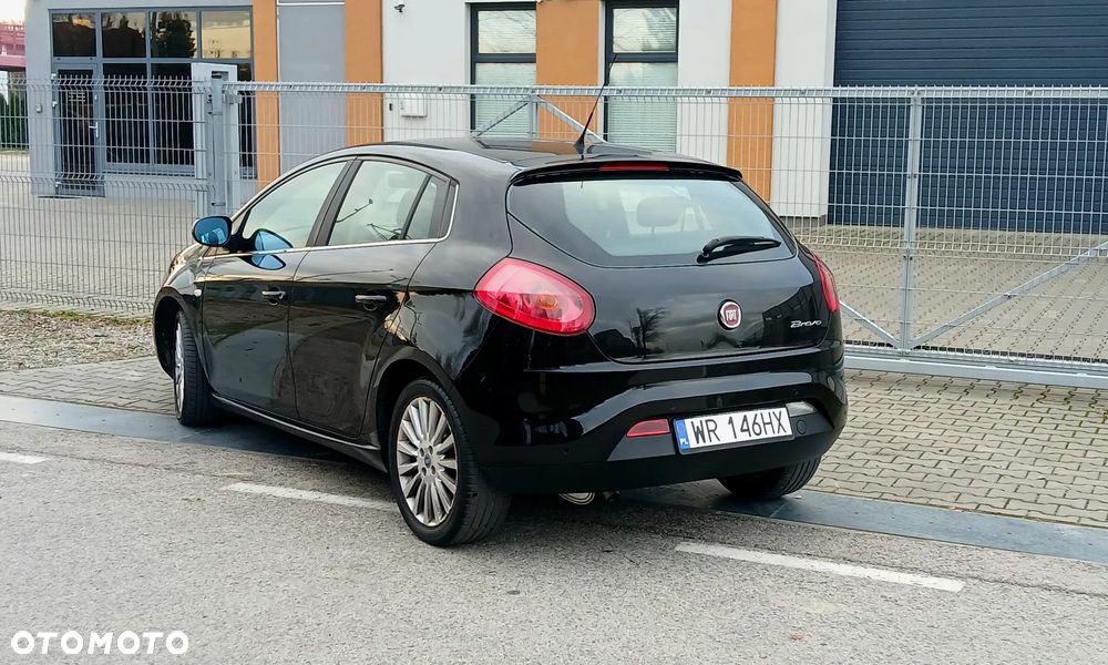 Fiat Bravo 1.4 T-JET 16V Dynamic - 21