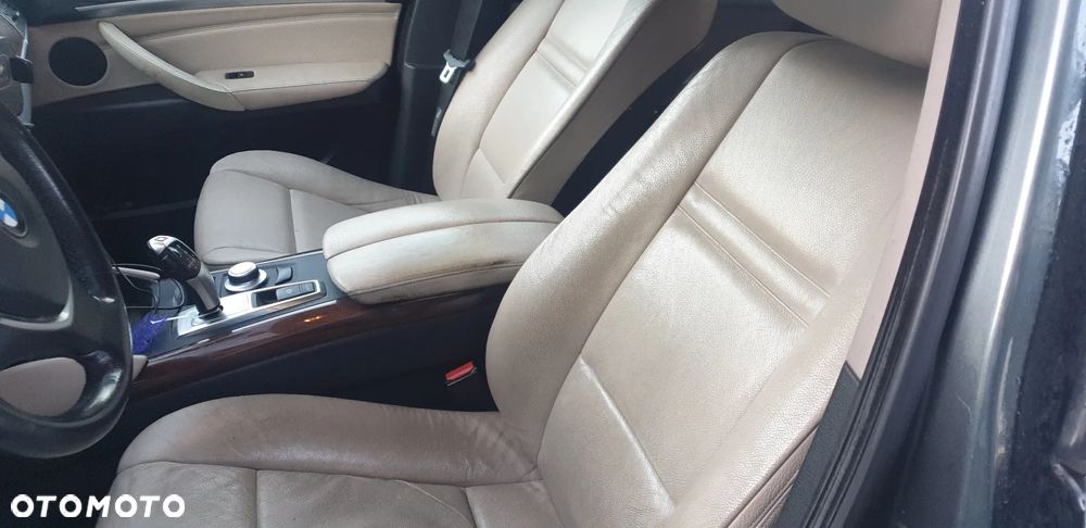 BMW X6 35i xDrive - 12