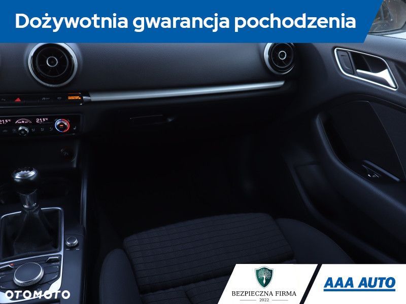 Audi A3 Sportback - 9