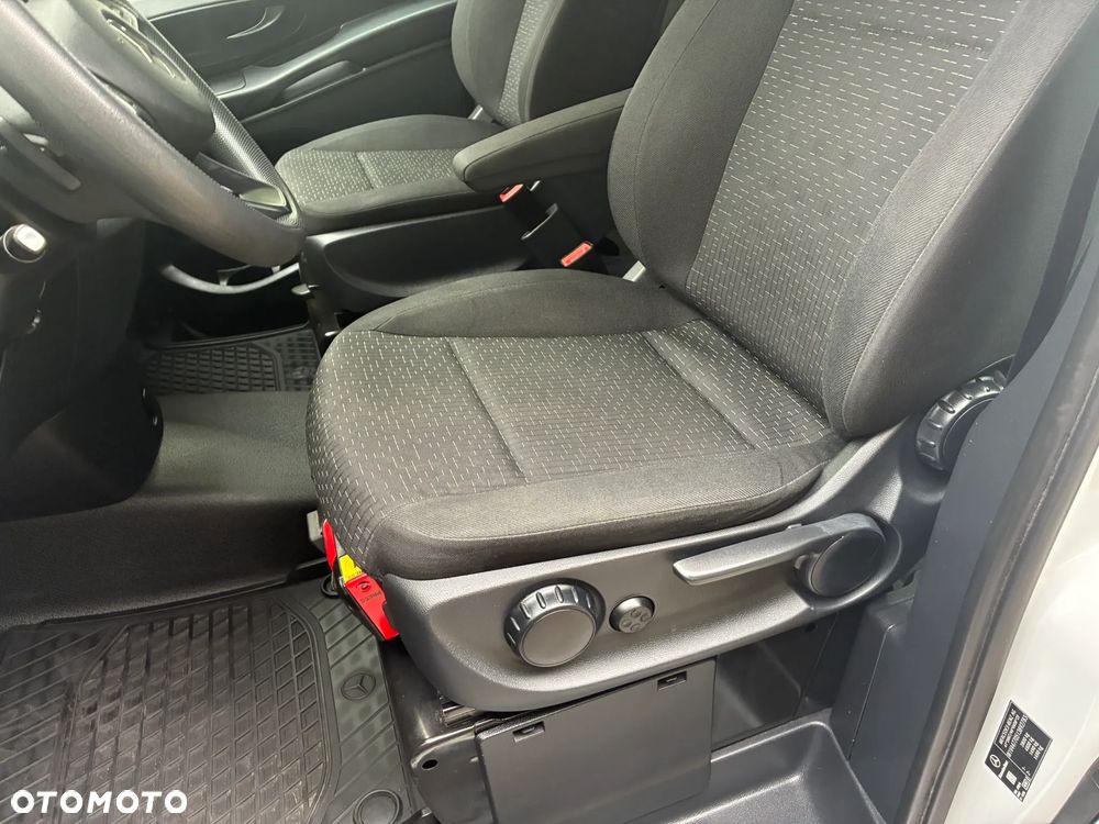 Mercedes-Benz Vito 114 Cdi MIXTO 5 Osób EXTRA Long L3 AUTOMAT 9G-Tronic Brygadówka Salon PL 2021r. - 31