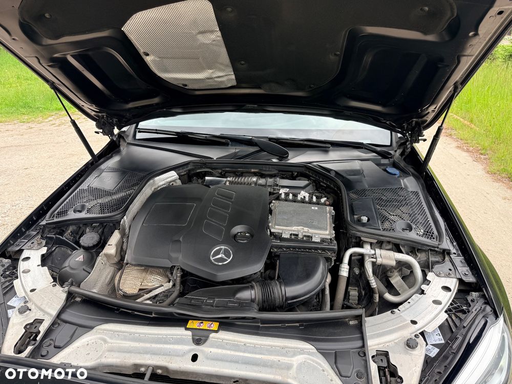 Mercedes-Benz Klasa C 220 d 4Matic 9G-TRONIC Avantgarde - 16