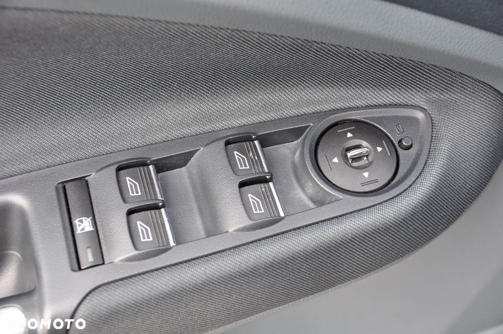 Ford C-MAX 1.6 TDCi Start-Stop-System Champions Edition - 14