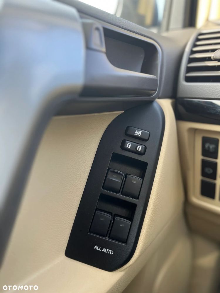 Toyota Land Cruiser LC 2.8 D-4D Prado - 27