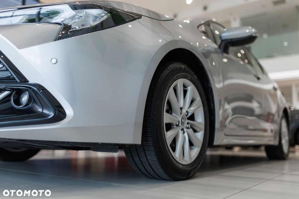 Toyota Corolla 1.8 Hybrid Comfort - 13