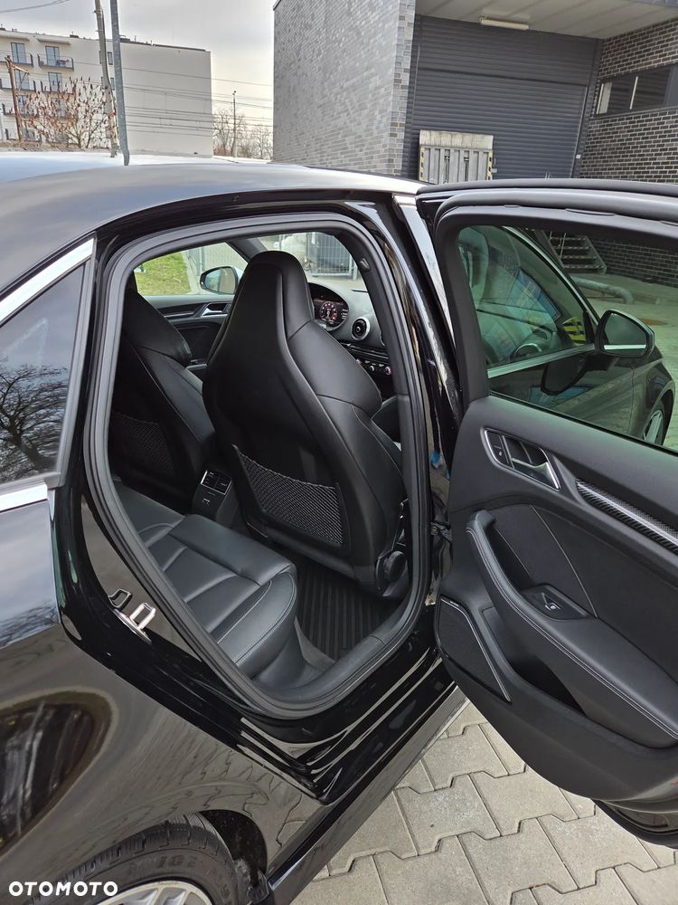 Audi S3 S tronic - 13