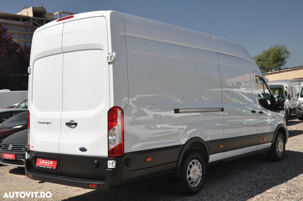 Ford Transit 350 2.0 EcoBlue 130 CP L4 RWD Base - 4