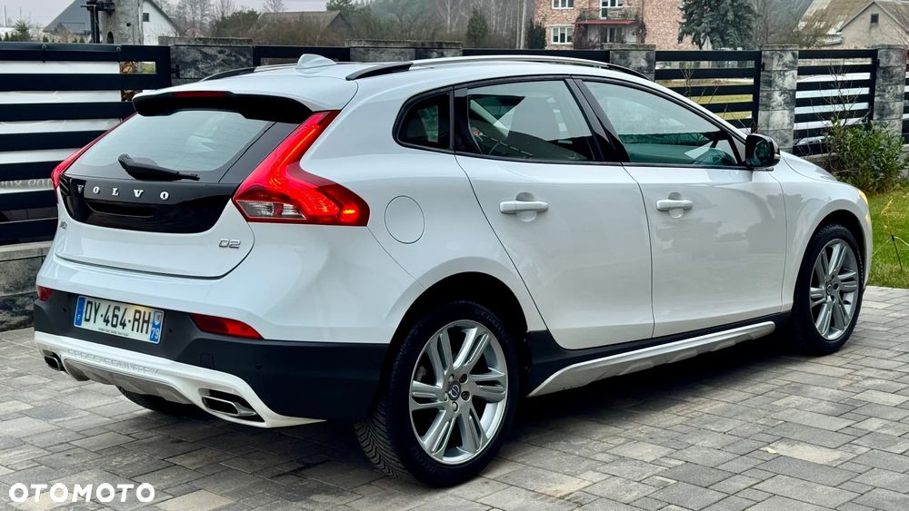 Volvo V40 Cross Country D2 Momentum - 5