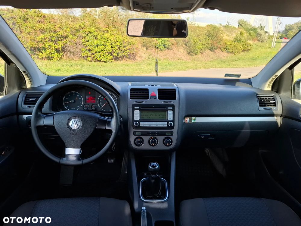 Volkswagen Golf 1.6 Comfortline - 10