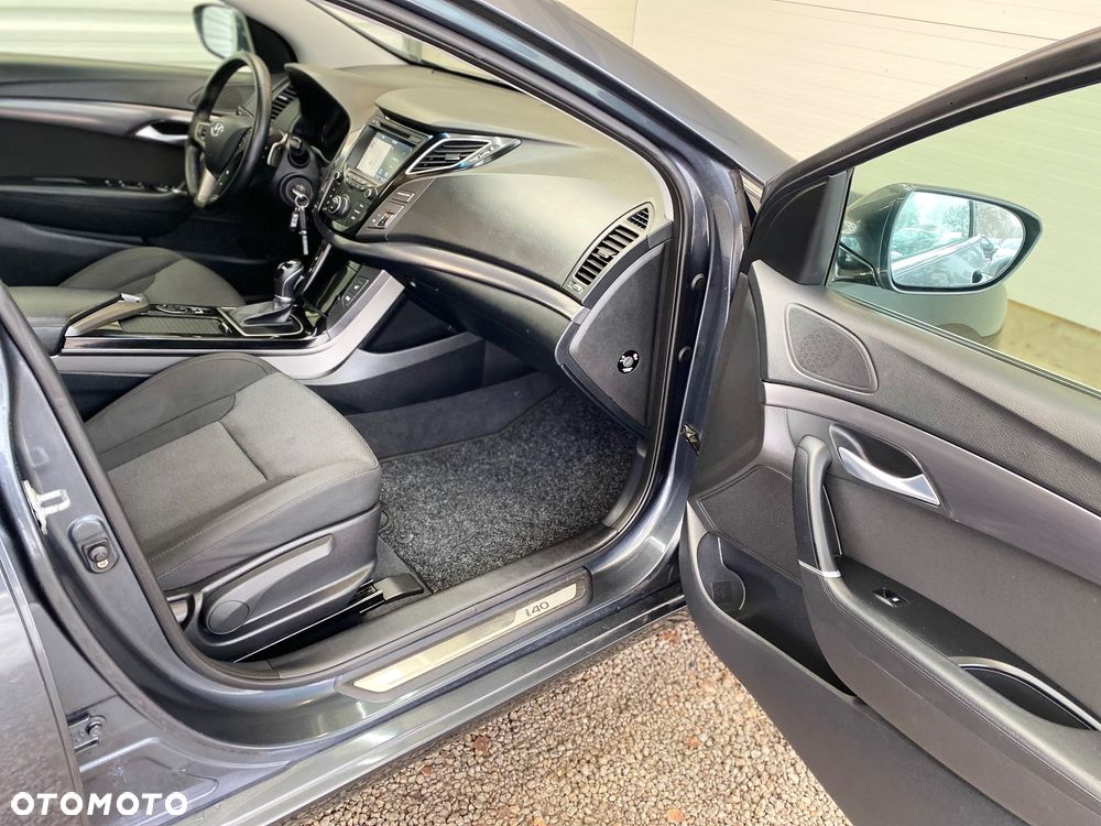 Hyundai i40 1.7 CRDi Premium DCT - 17