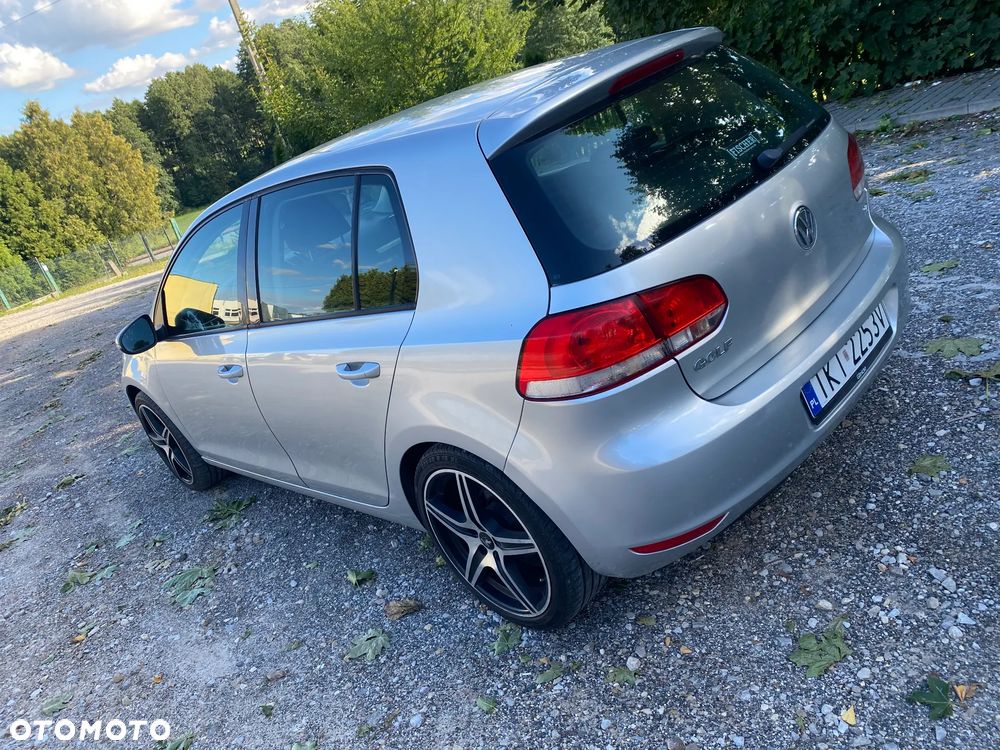 Volkswagen Golf 1.6 Comfortline - 4