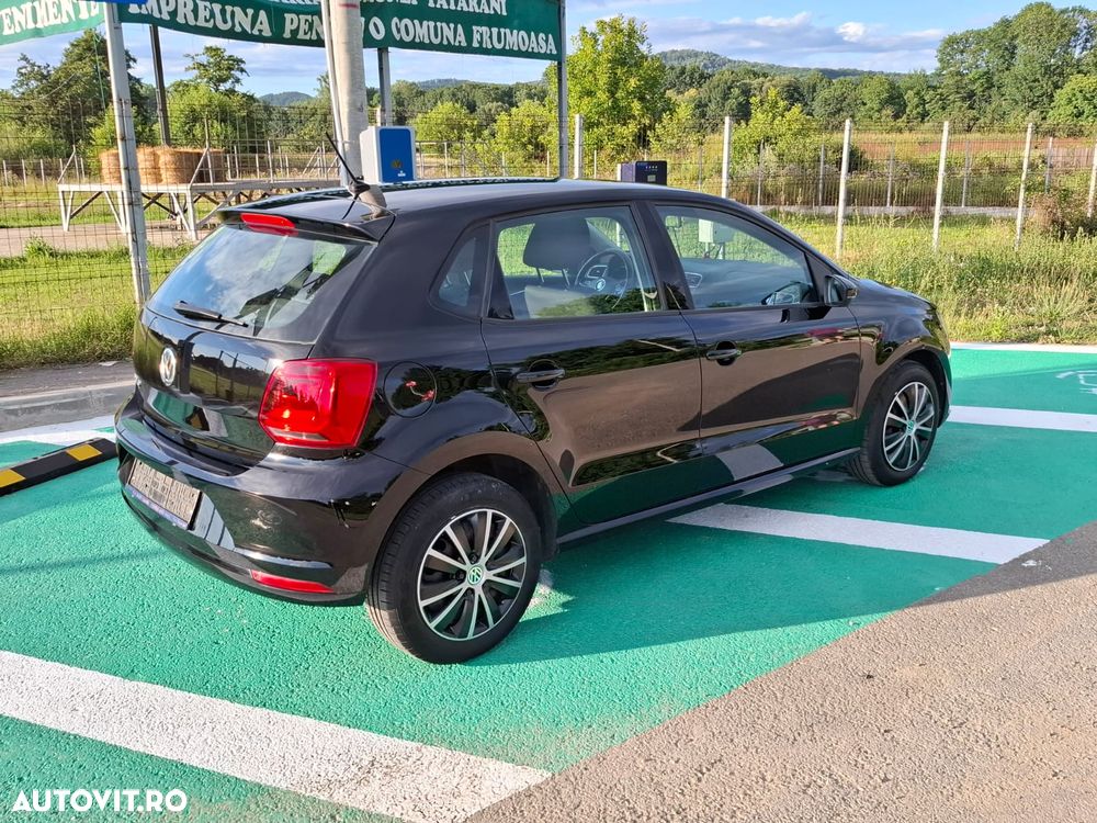 Volkswagen Polo 1.0 Comfortline - 24